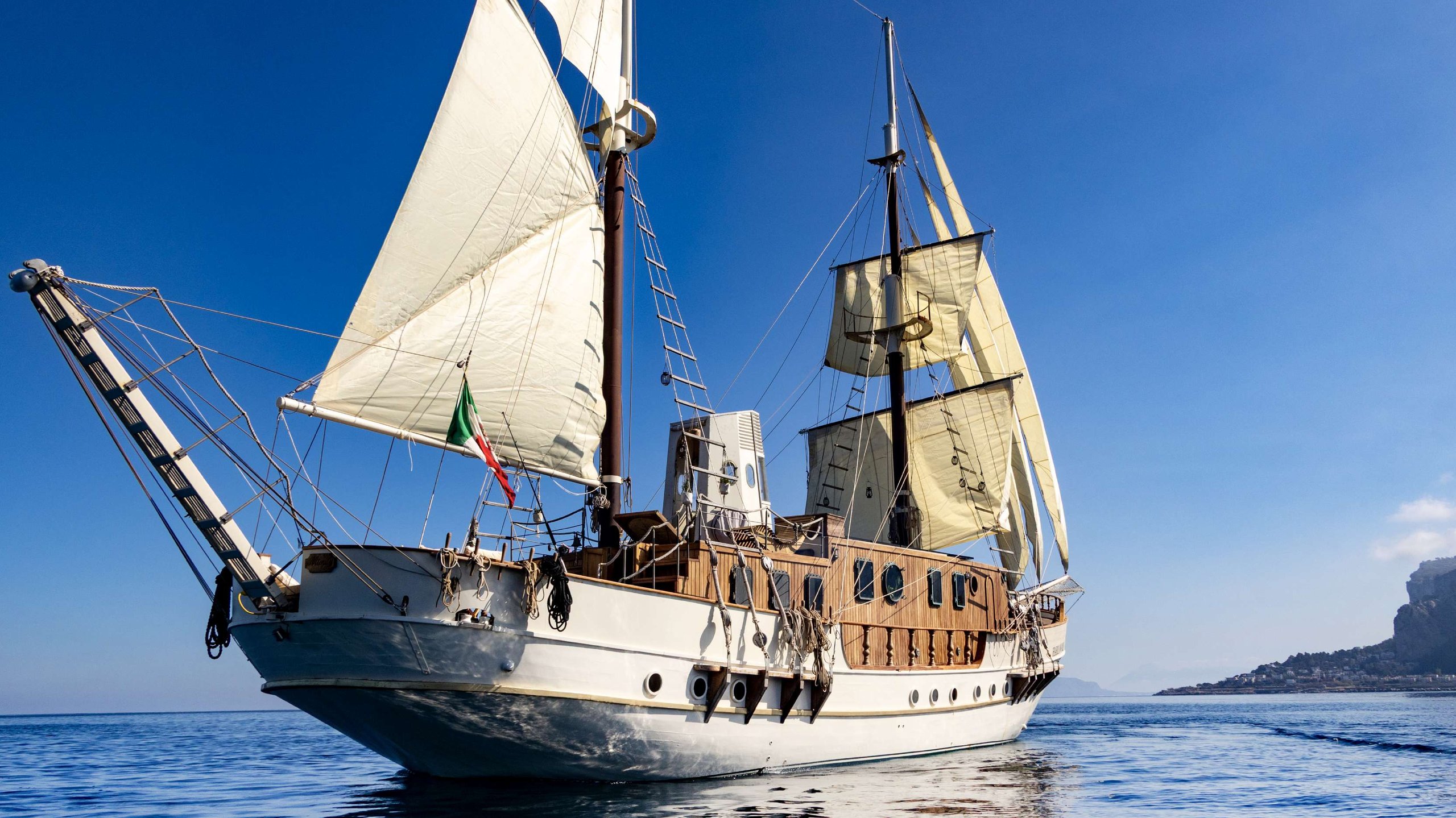 Mimay — crewed motor sailer charter in Italy