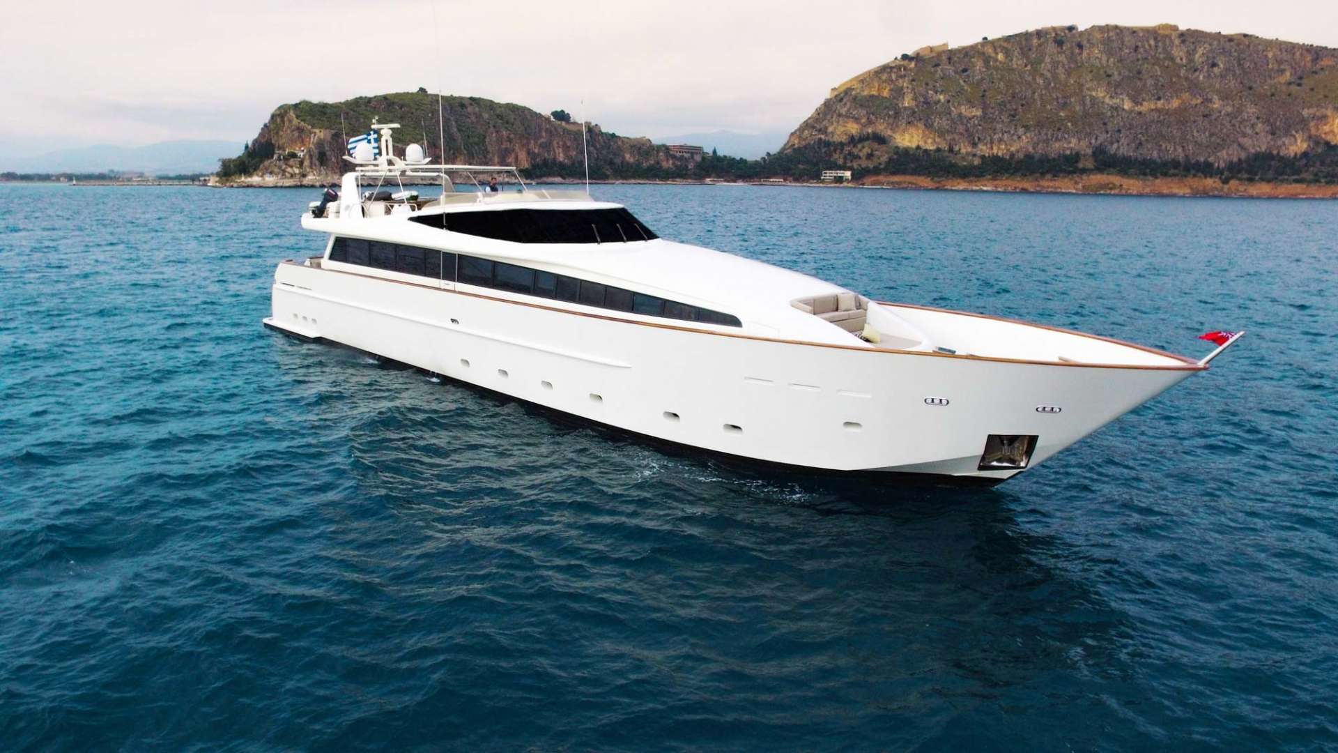 Explore Greece Aboard M/Y AQUILA