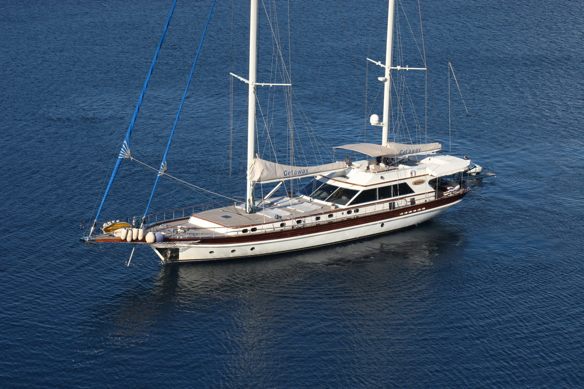 102’9'' of Opulence Sailing from Gocek to Kas
