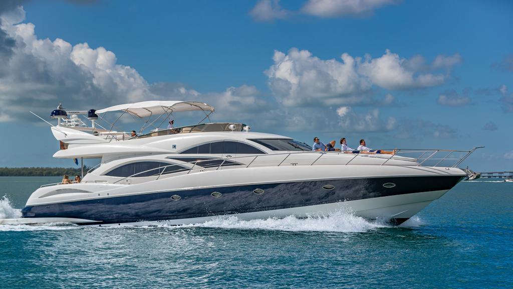 Experience Unforgettable Luxury on the 74' Sunseeker Manhattan 'GIULI'