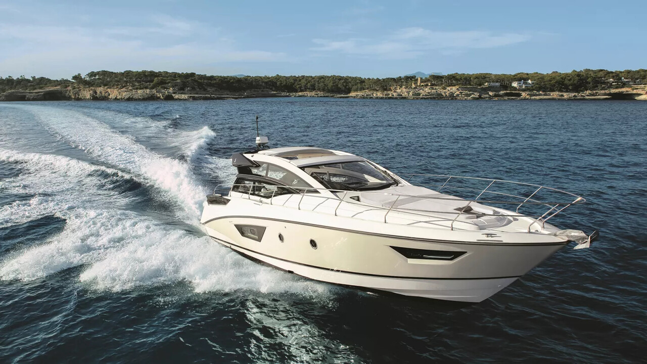 Experience Mediterranean Sea on the Bénéteau Gran Turismo 46