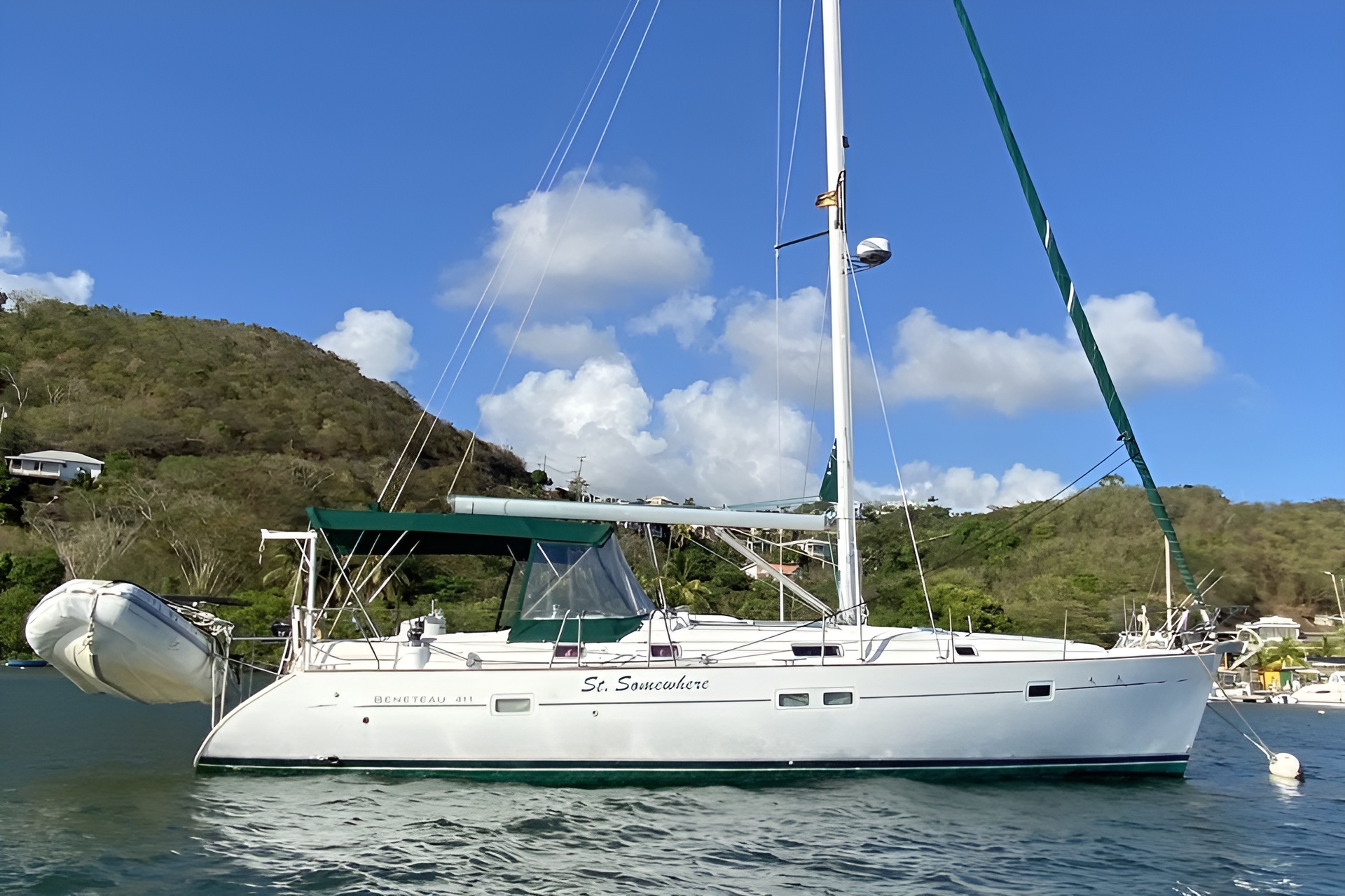 Bénéteau Océanis 411: Experience Luxury Sailing in Minorca