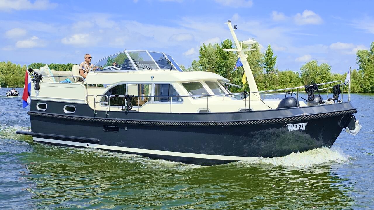 Experience the Luxurious Linssen Grand Sturdy 35.0 AC
