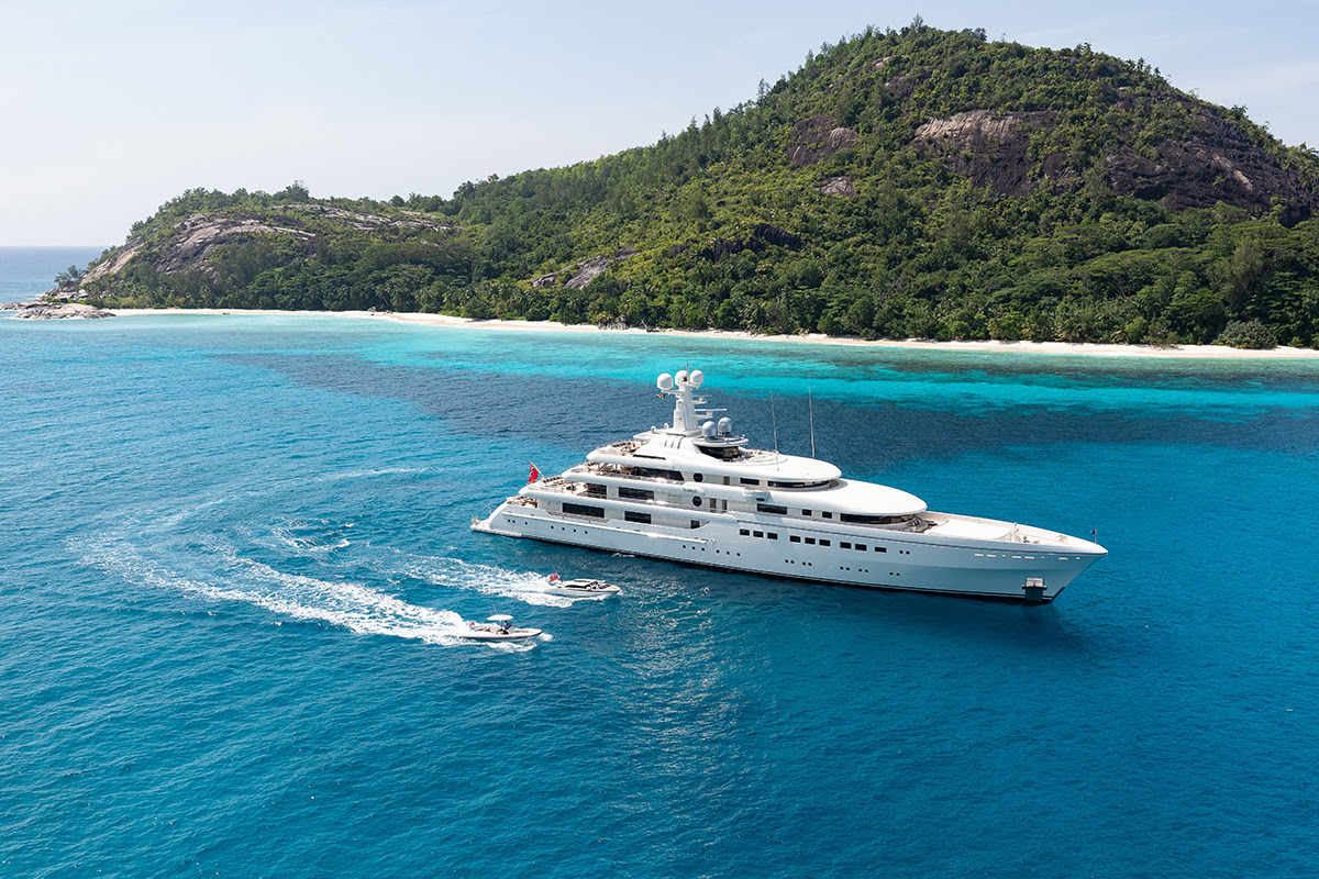 Charter the Luxurious RoMEA Superyacht in the Caribbean This Winter