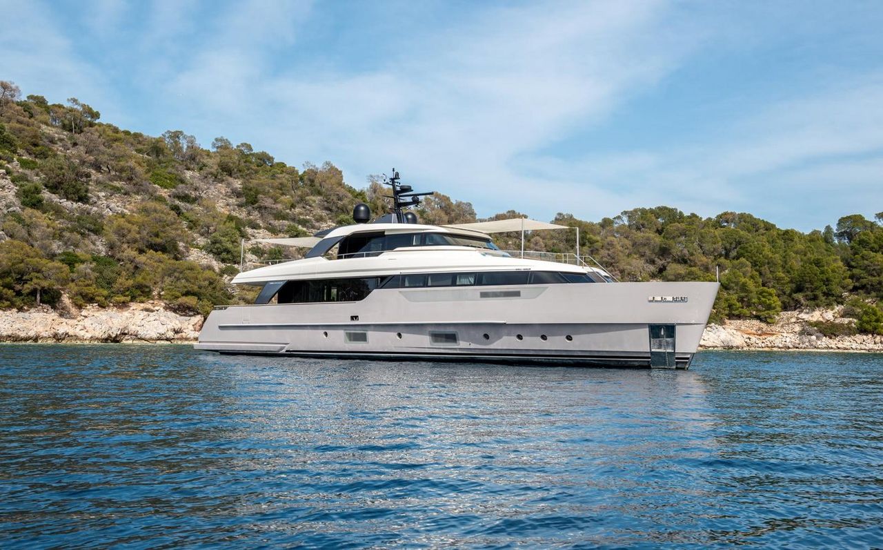 FOS: 29m Yacht Charter in Greece