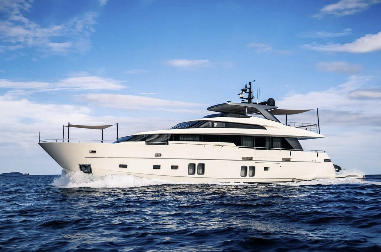 Indulge in Greece with ALEIN: Exquisite Sanlorenzo Quality