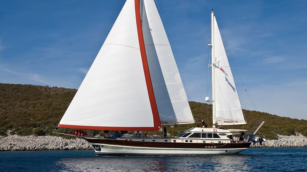 Embark on a Luxury Journey with SERENITY 86