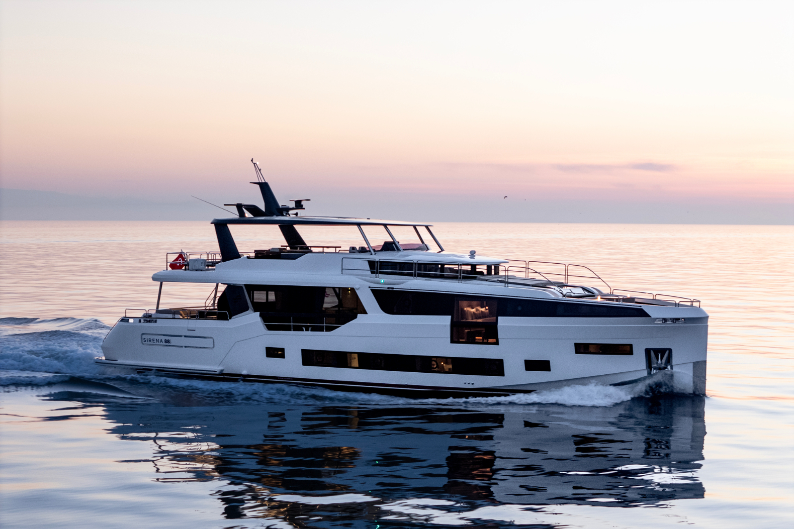 Charter Sirena 88 MAJERA: A Luxurious Croatian Escape with Yacht Cloud