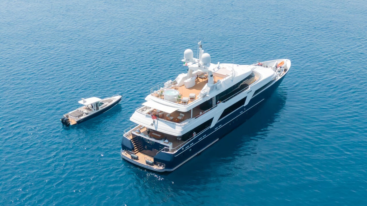 Special Discount on DEEP BLUE II Charter: Experience the Amalfi Coast