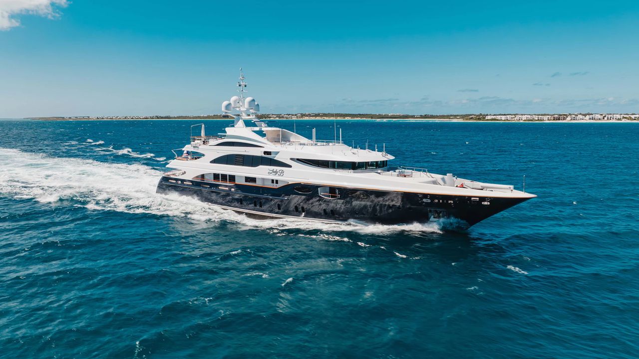 LADY B & DOC Z Christmas Charter in the Caribbean