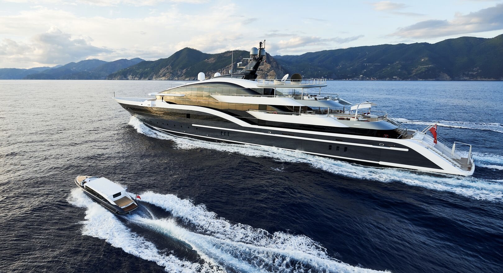 Charter M/Y LUNA: A Luxurious 90-Meter Oceanco Yacht Escape for Summer 2025