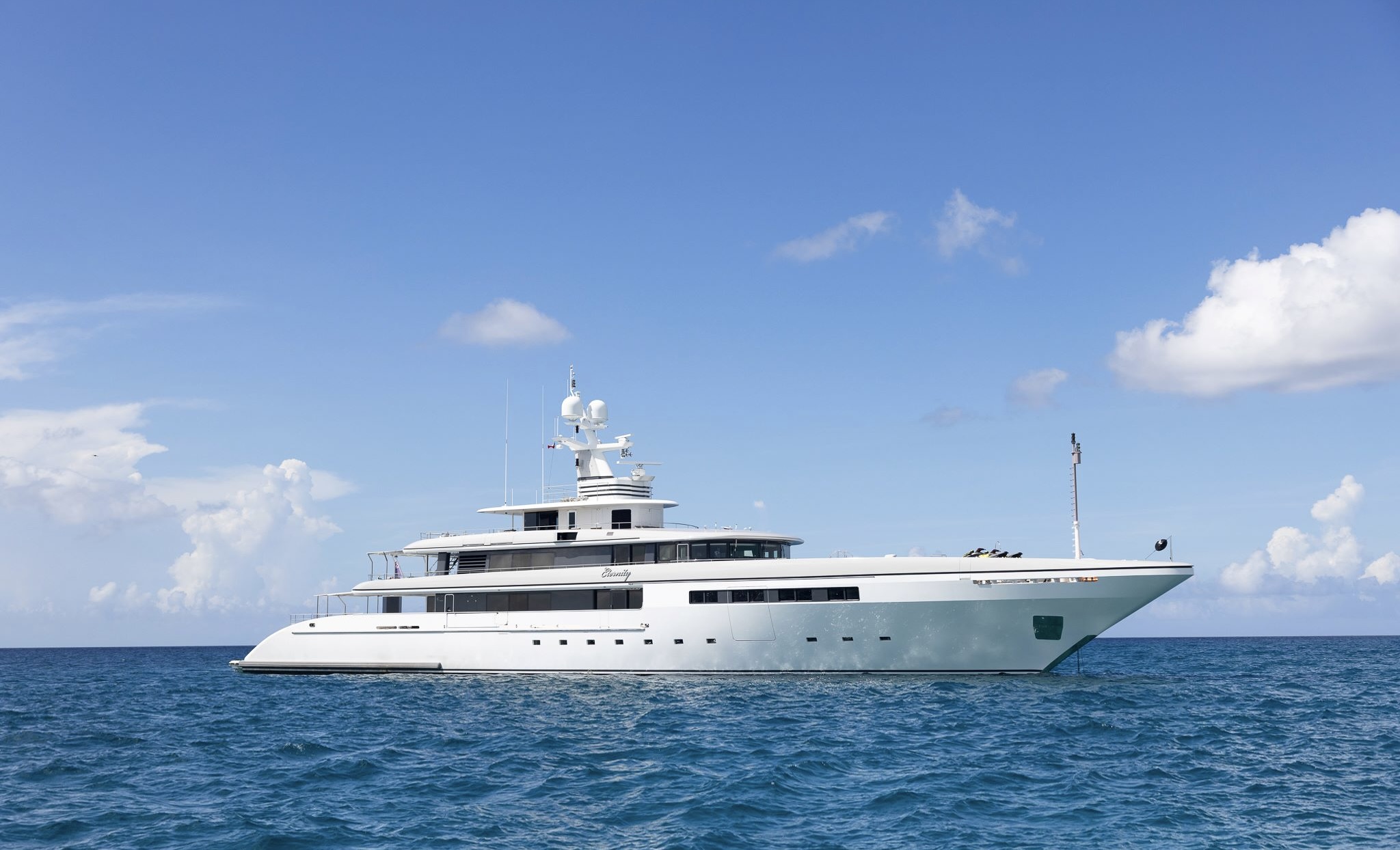 Charter ETERNITY: A Luxurious 65-Meter Codecasa Superyacht Escape in the Bahamas