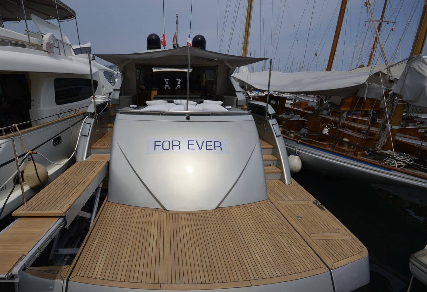 Charter M/Y FOR EVER: A Luxurious 24.5-Meter Pershing Yacht Escape in Greece