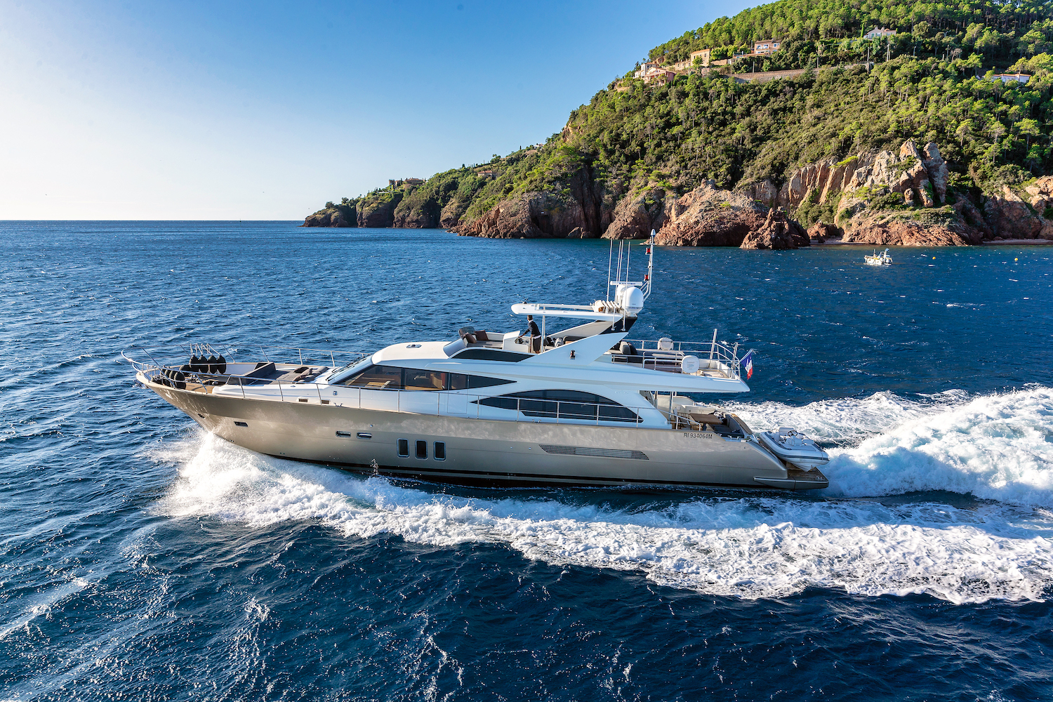 M/Y ARMONEE: Luxury Yacht Charter in Antibes, Corsica & Monaco