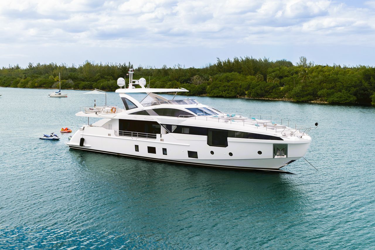 Experience Ultimate Luxury on ALEGRIA: 105' Charter in the Bahamas