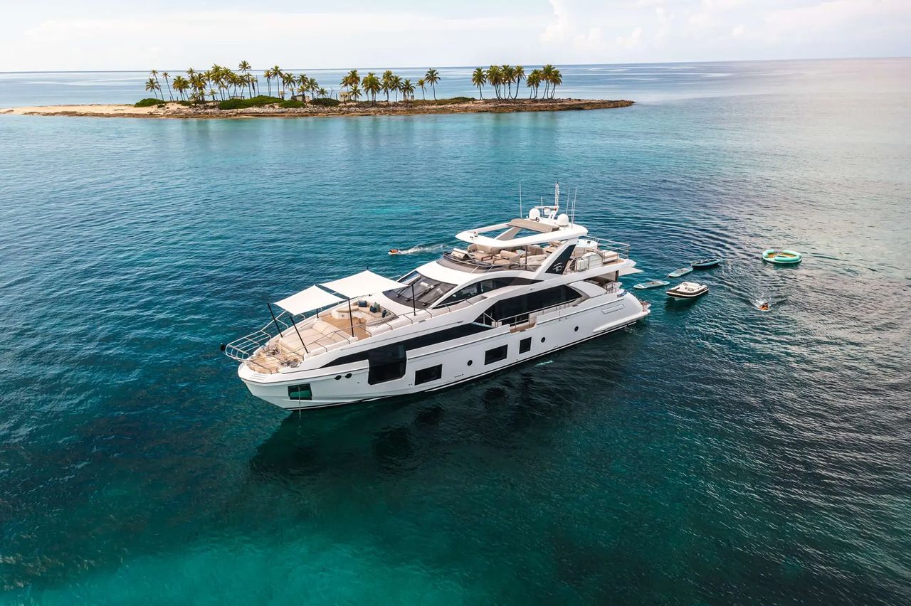 Discount: MAREA LA NAUTICA Luxury Charters in The Bahamas August 2026