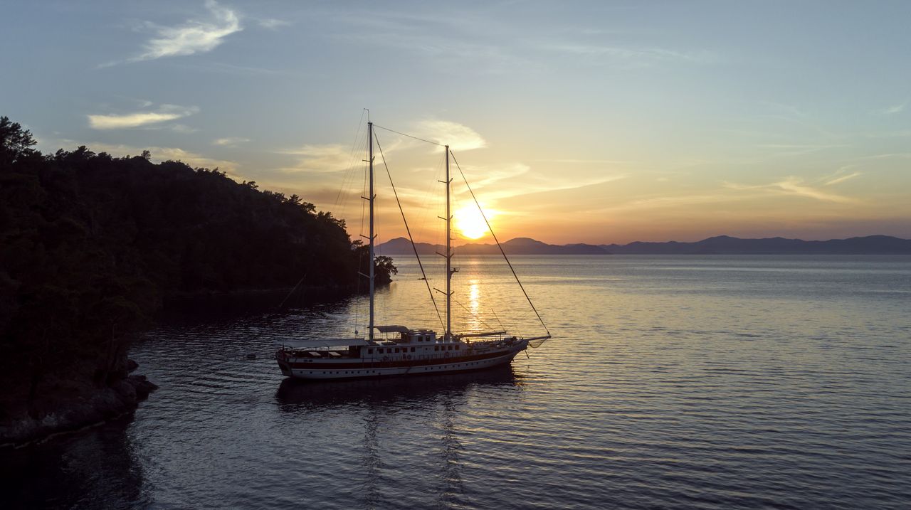 Discount: Tersane 8 Greek Islands Yacht Charter | 2027 Availability