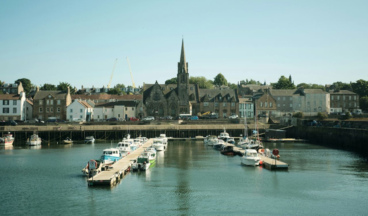 Luxury yacht charter in United Kingdom