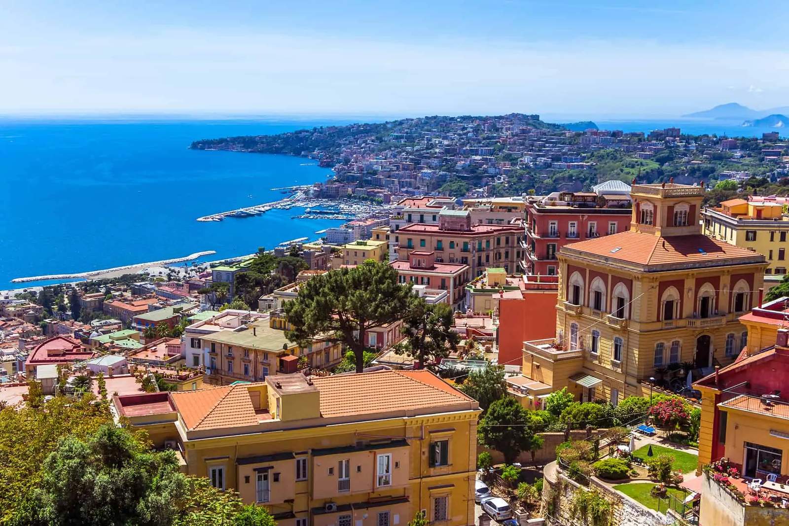 Naples yacht charter departure port
