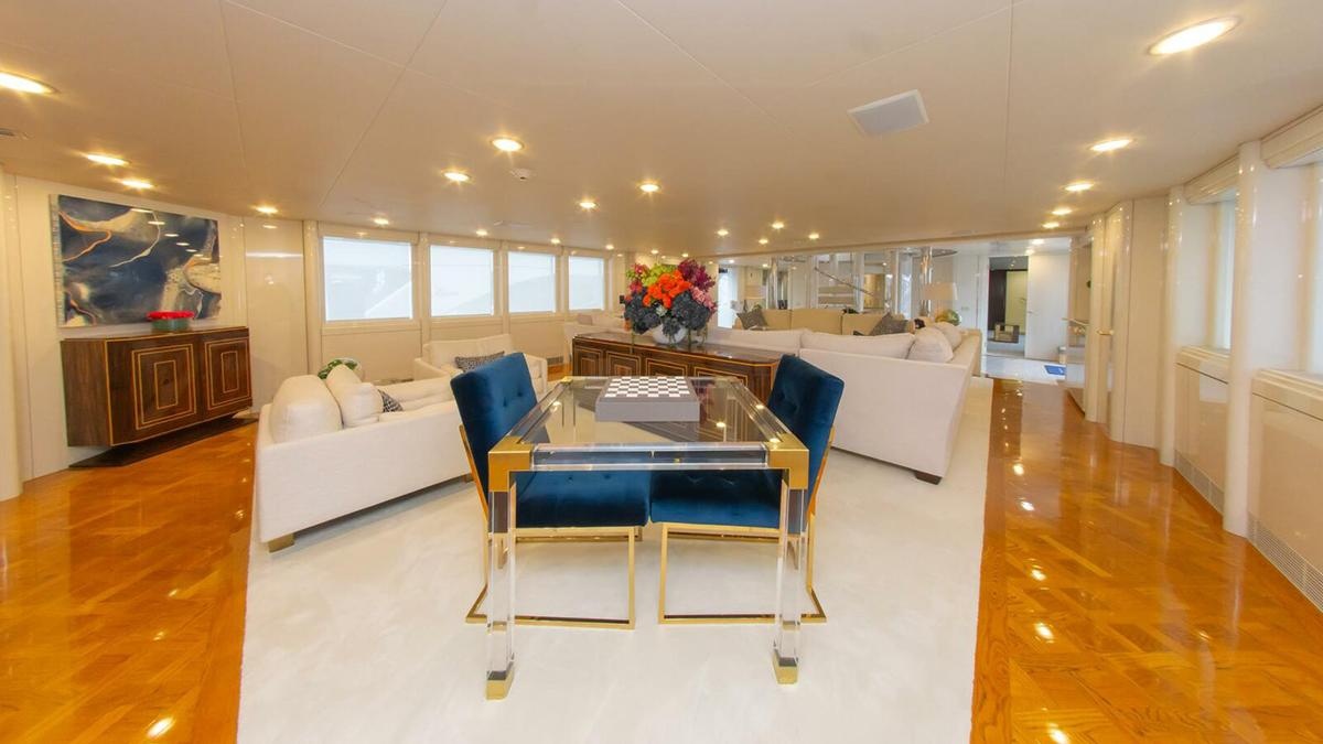 Interior of YCM Fifty, photo 2