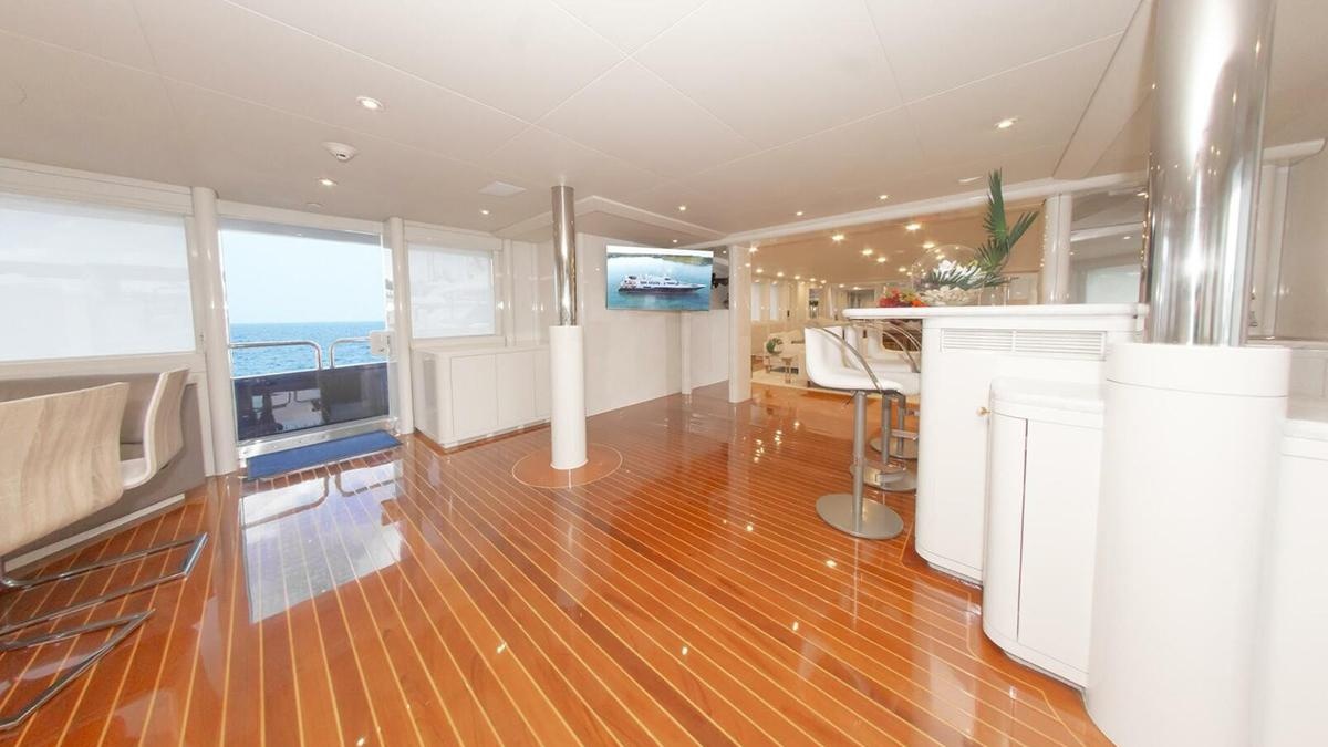 Interior of YCM Fifty, photo 3