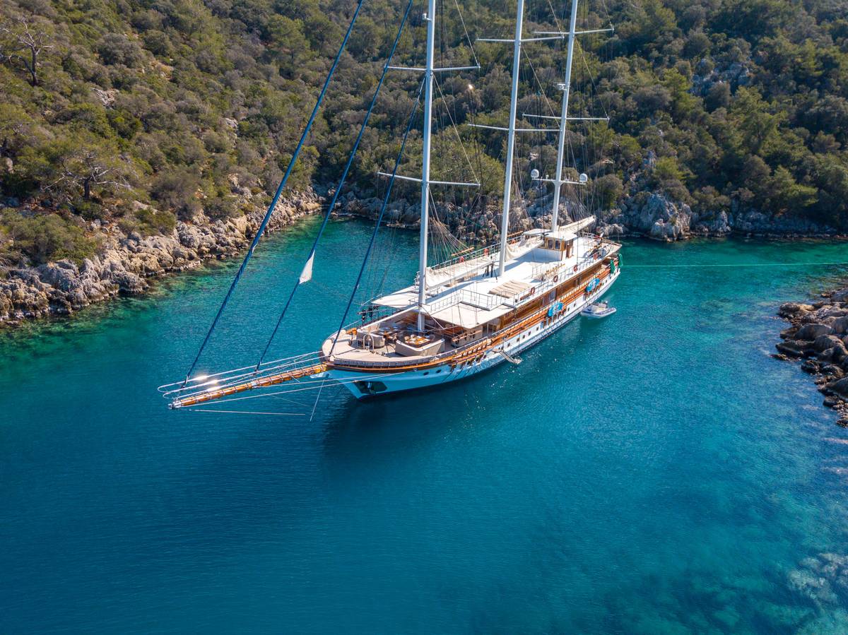 Admiral — Gulet for charter in Fethiye, Turkey