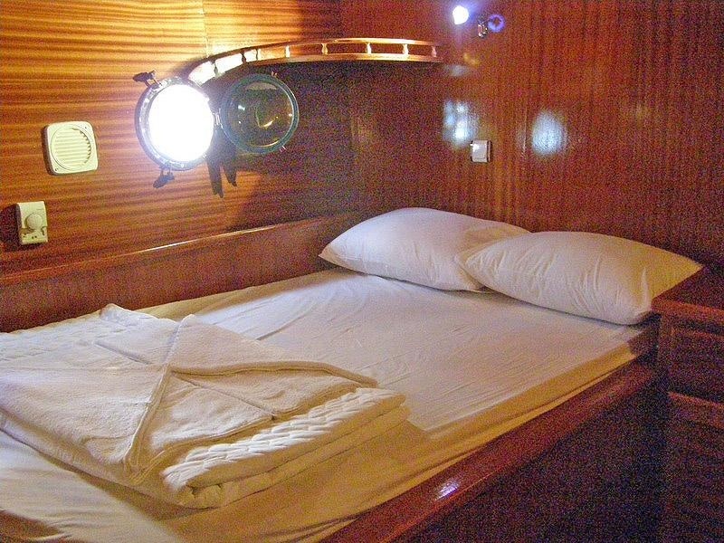 Interior of Alper A, photo 3