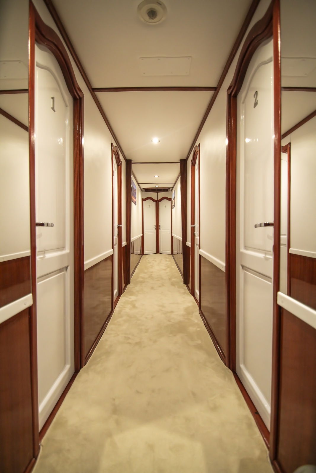 Aurum deck