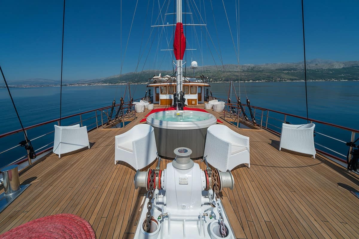 Barbara deck