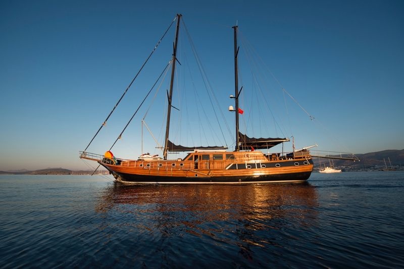 Capricorn 1 — crewed gulet charter in Greece