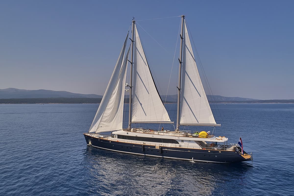Dalmatino — Motor Sailer for charter in Split, Croatia