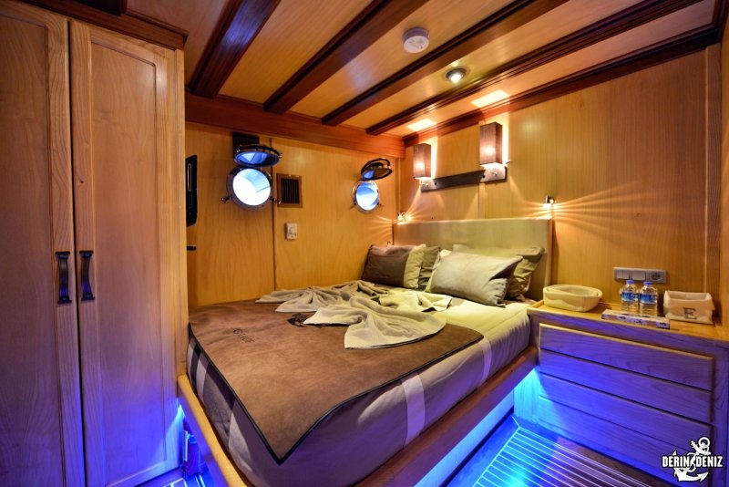 Derin Deniz cabin