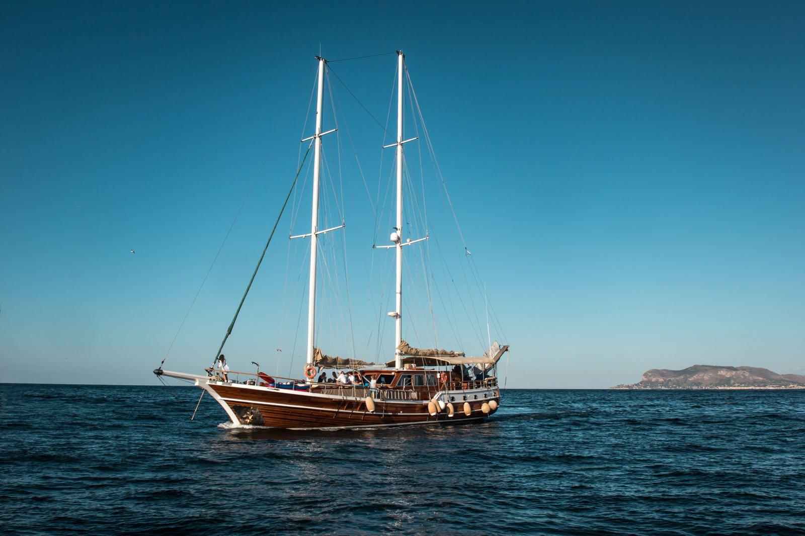 Donna Marisa — crewed gulet charter in Italy