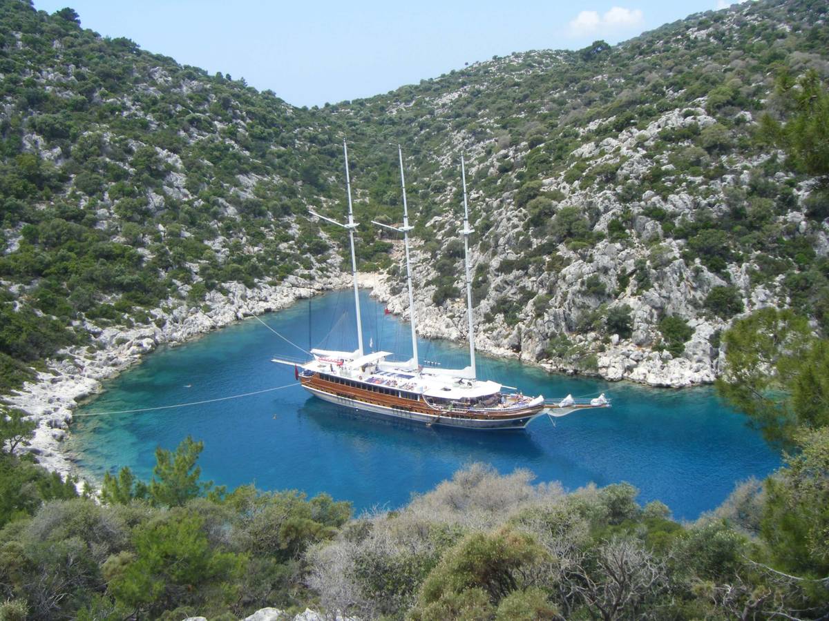 Grand Admiral — Gulet for charter in Fethiye, Turkey