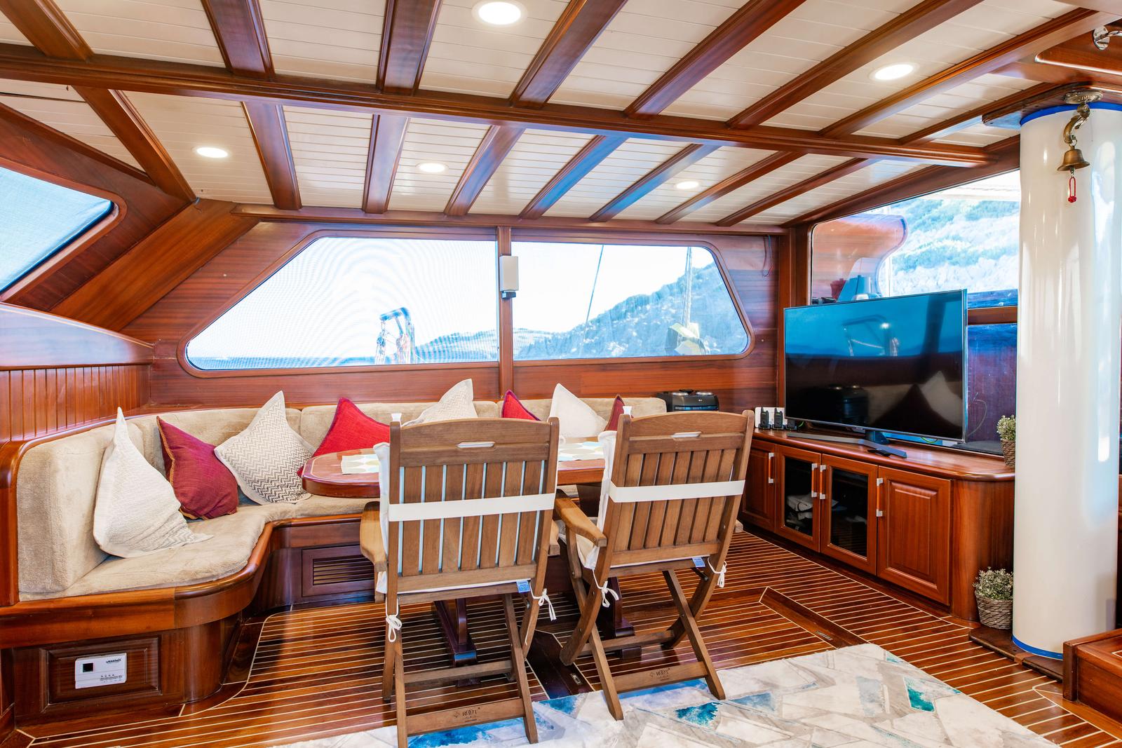 Kaptan Sani 2 cabin