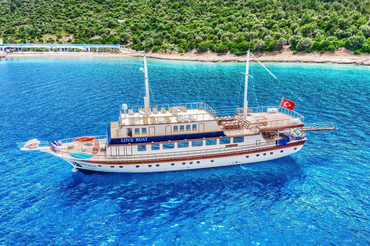 Love Boat — Gulet for charter in Bodrum, Turkey
