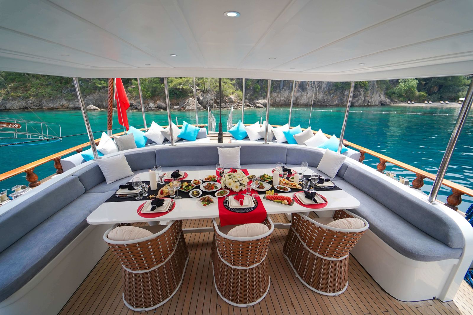 Luce Del Mare interior