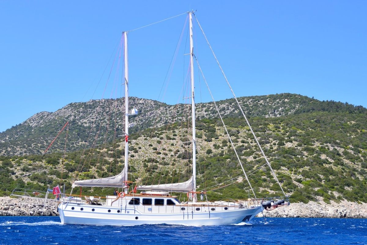 Mia — Gulet for charter in Dubrovnik, Croatia
