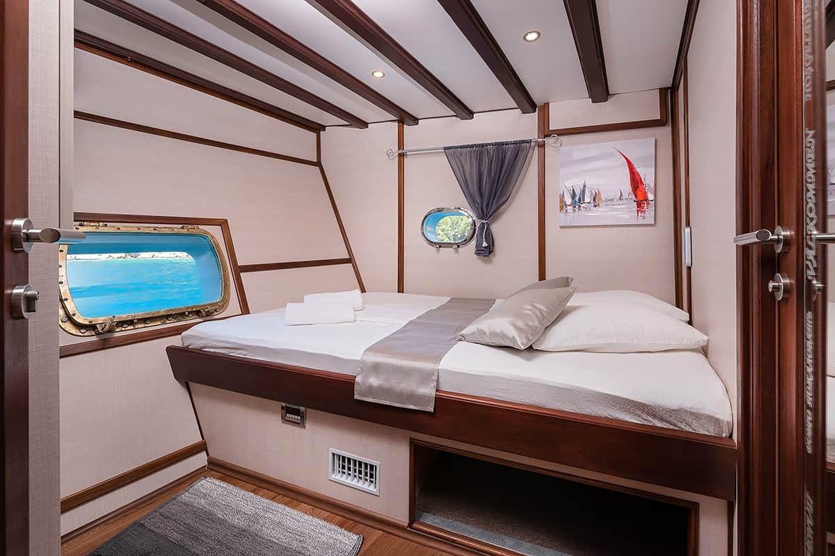 Nautilus I cabin