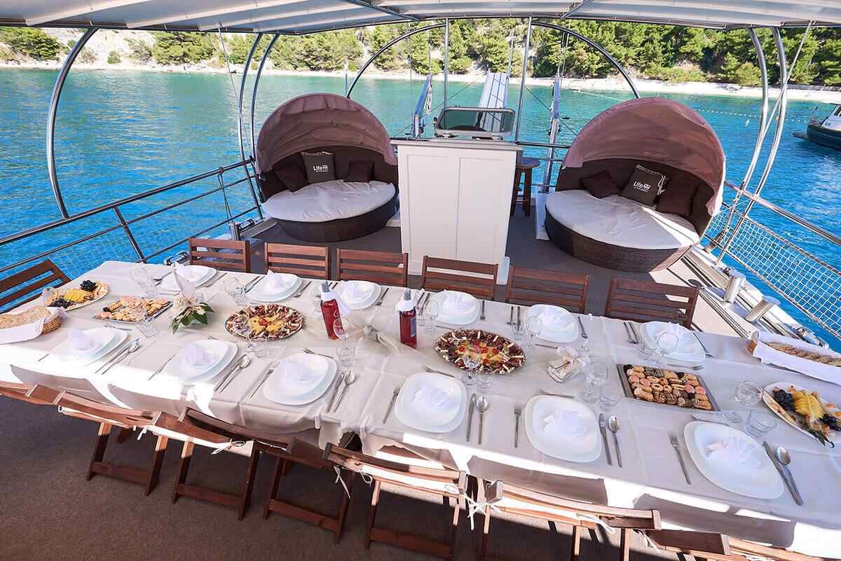 Nautilus I interior