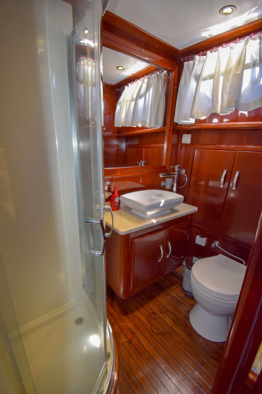 Perla Del Mar 1 interior