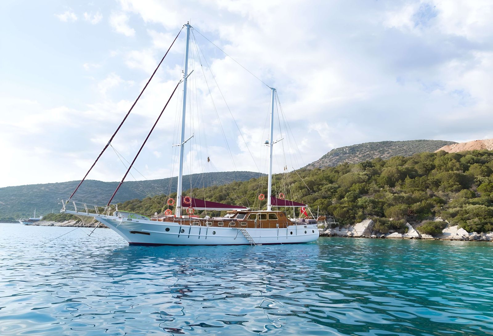Primadonna — crewed gulet charter in Turkey