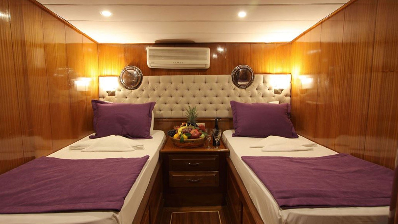 Queen Lila cabin