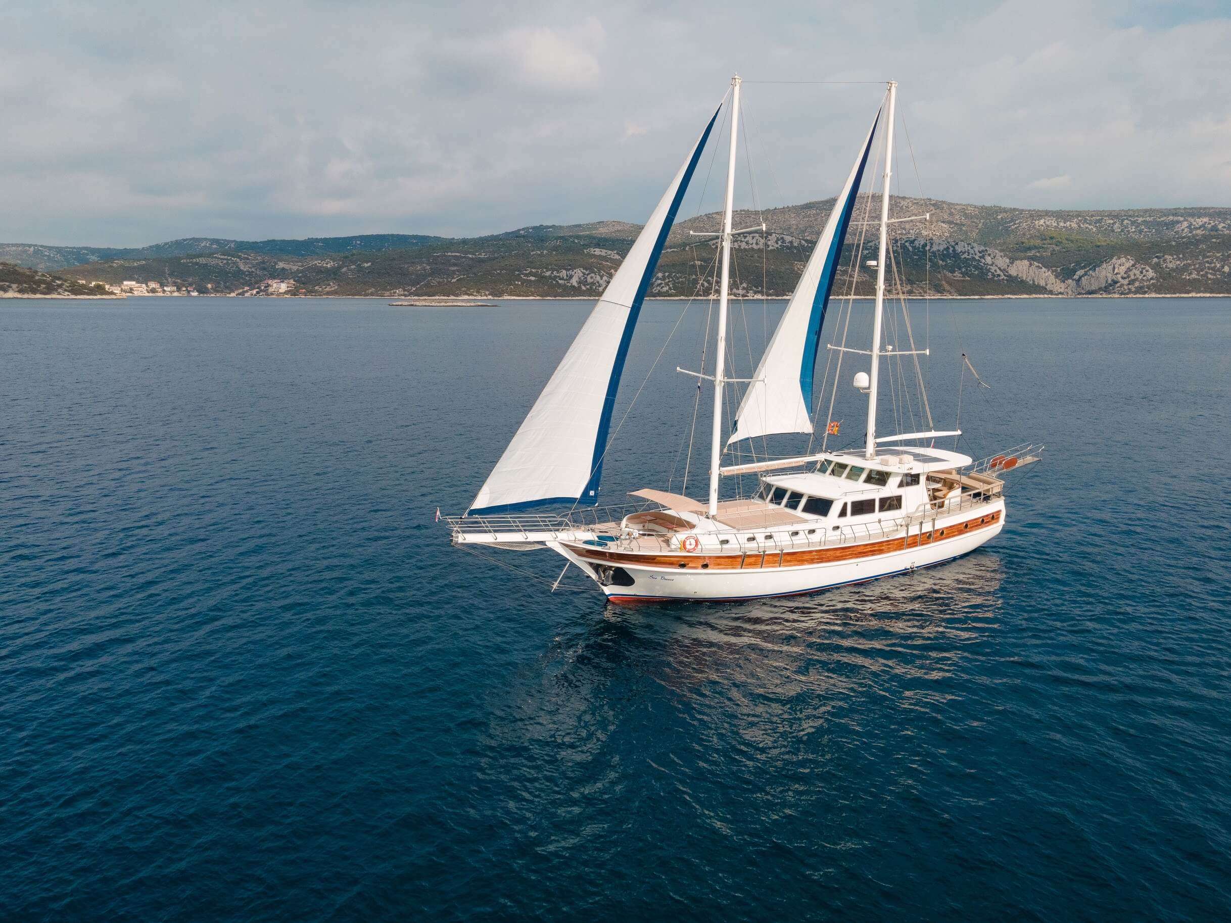 Sea Breeze — crewed gulet charter in Croatia