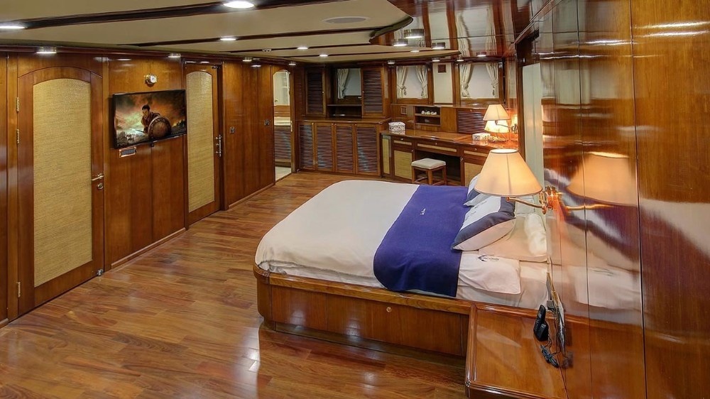 Sea Dream interior