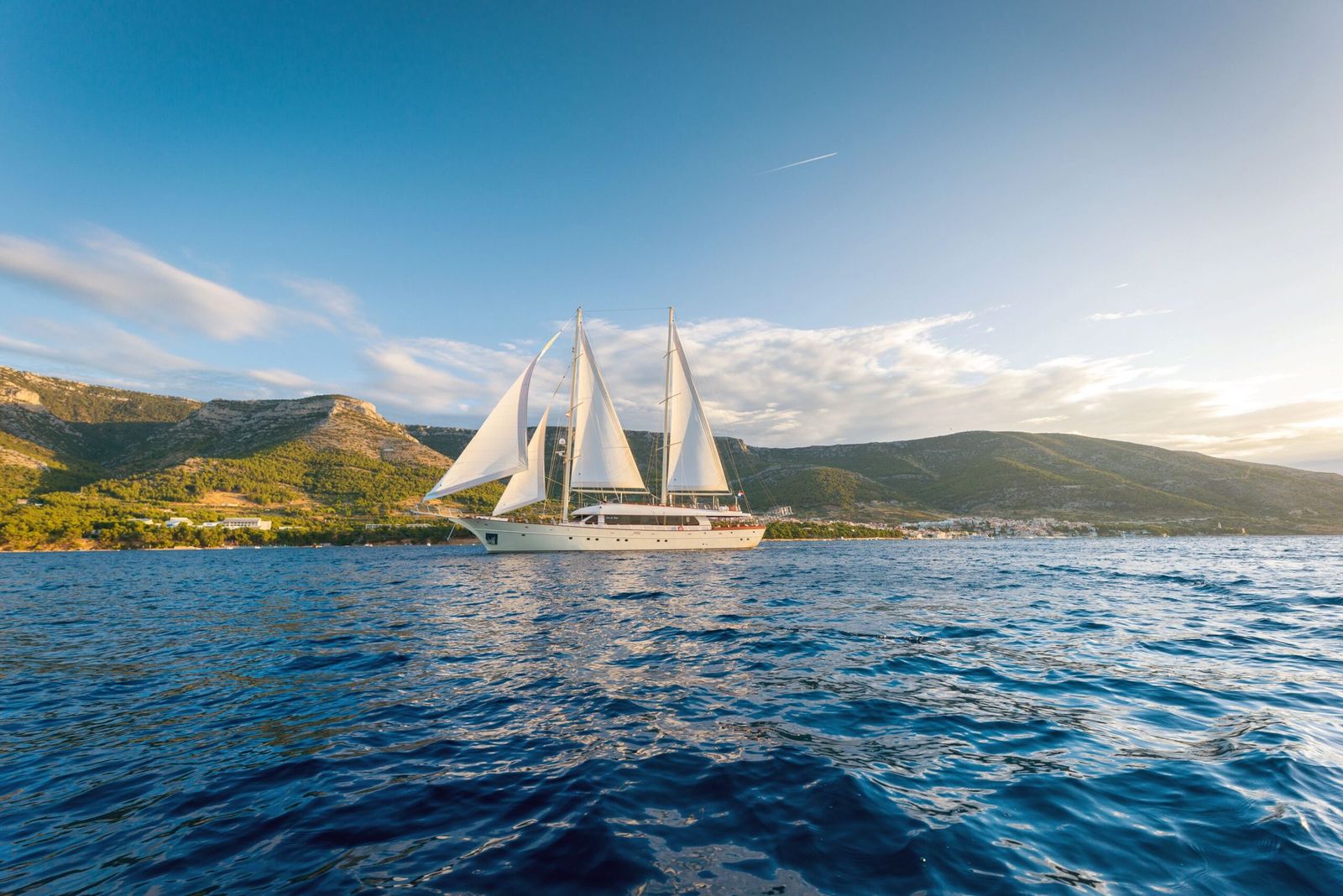 Son De Mar — crewed motor sailer charter in Croatia