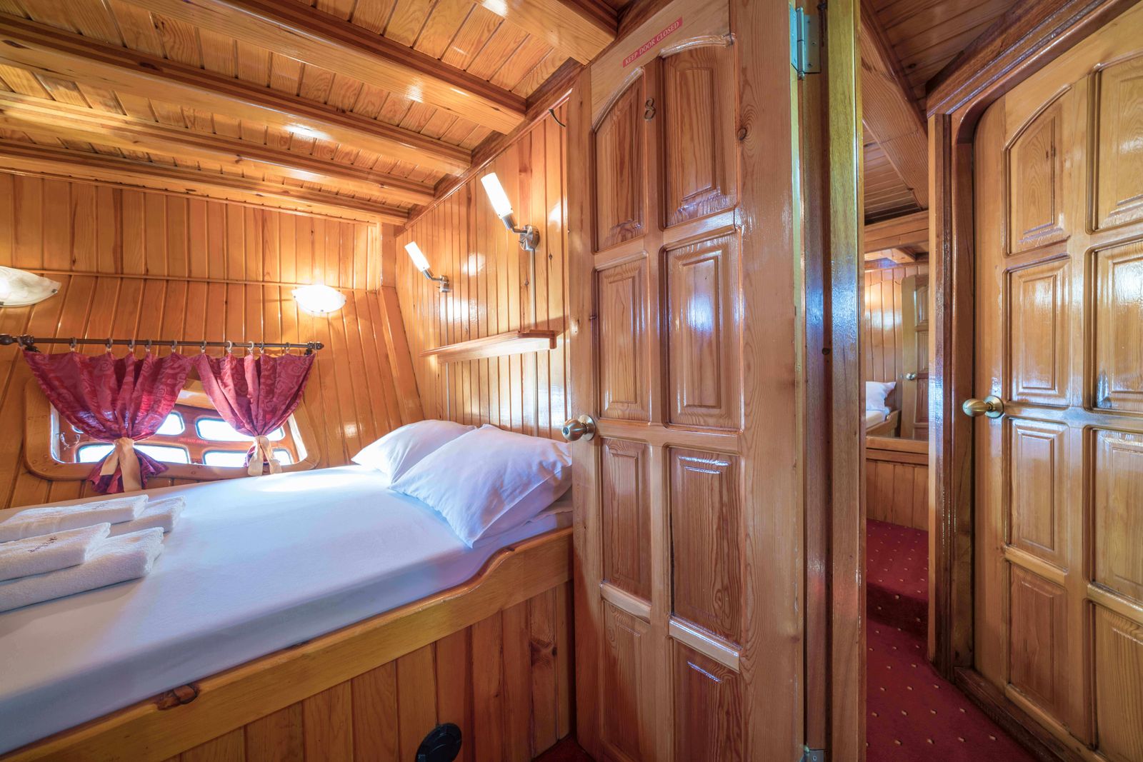 Tango cabin