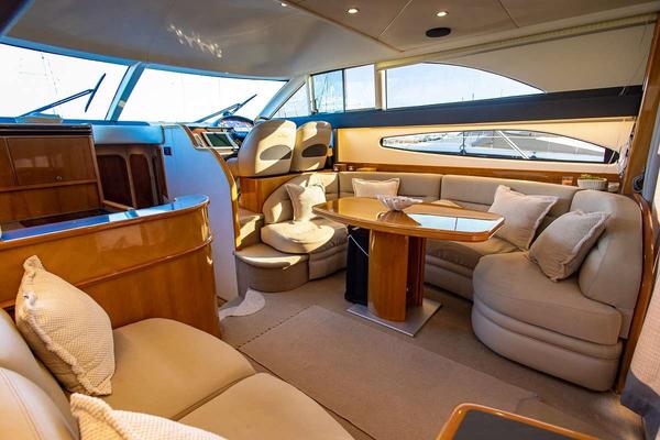 Carina interior
