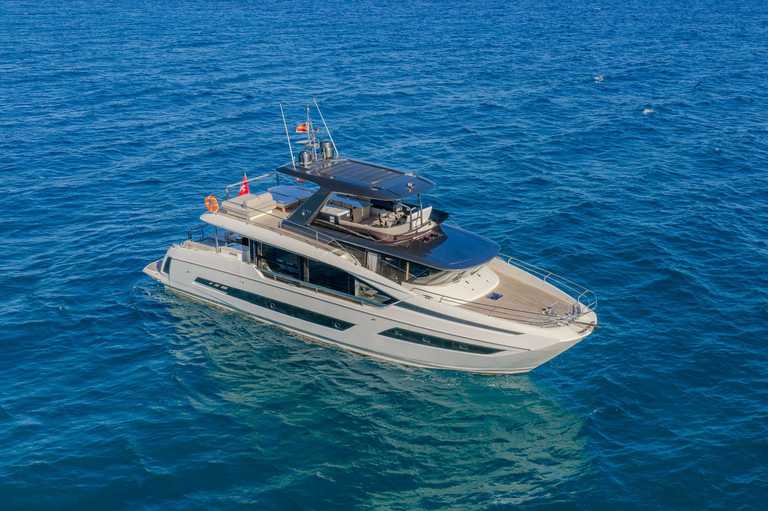 Enthusiast — Motor Yacht for charter in Mediterranean