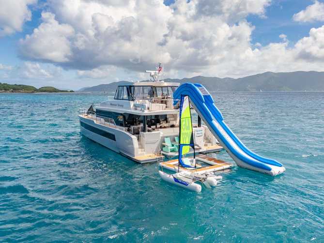 Forever Young — Motor Yacht for charter in Tortola, Caribbean